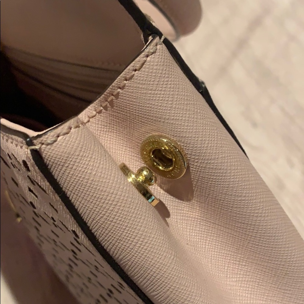 michael kors pink hand handbag perfect condition - Picture 8 of 10